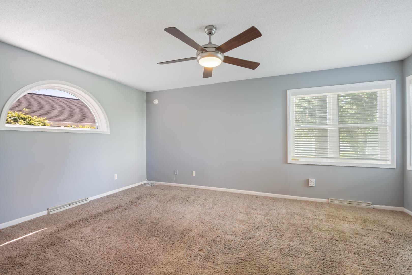 800 E Arthur Street Unit: 1A