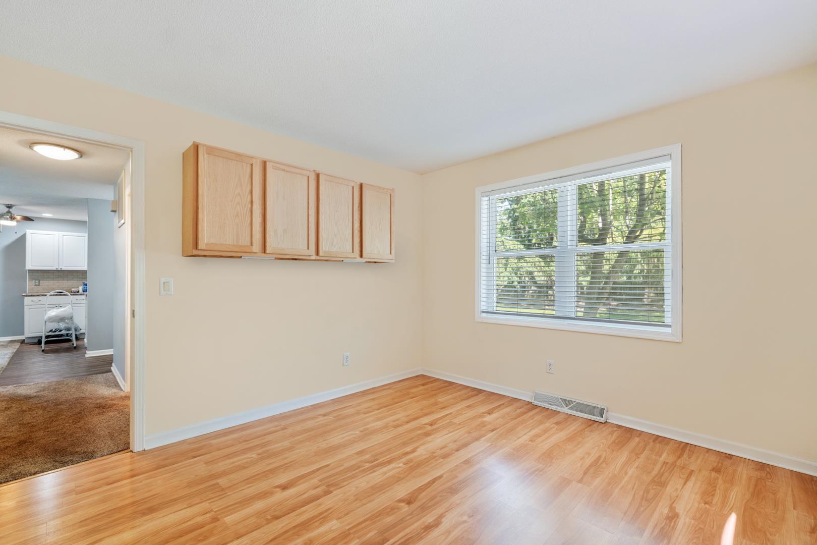 800 E Arthur Street Unit: 1A