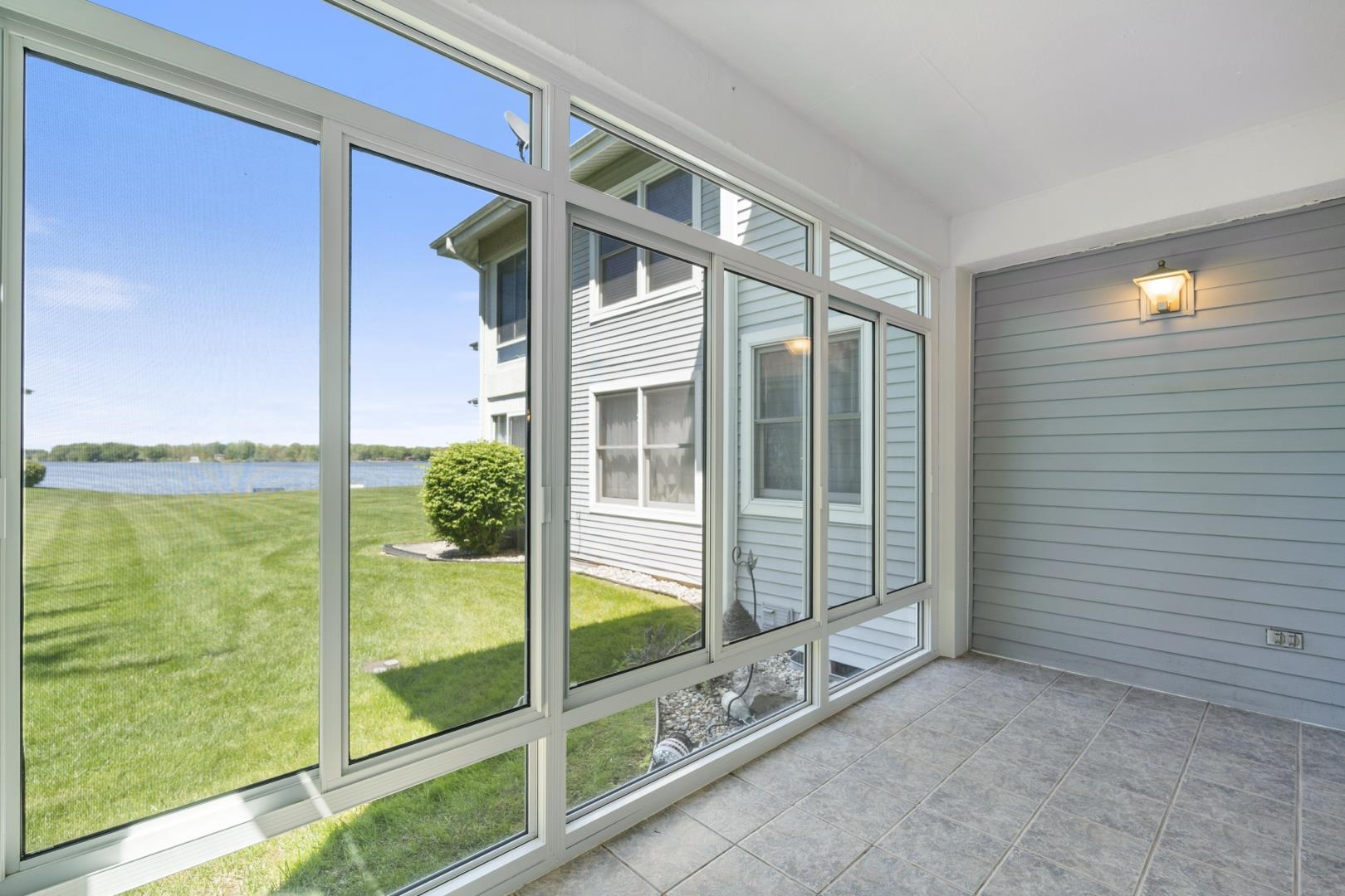 800 E Arthur Street Unit: 1A