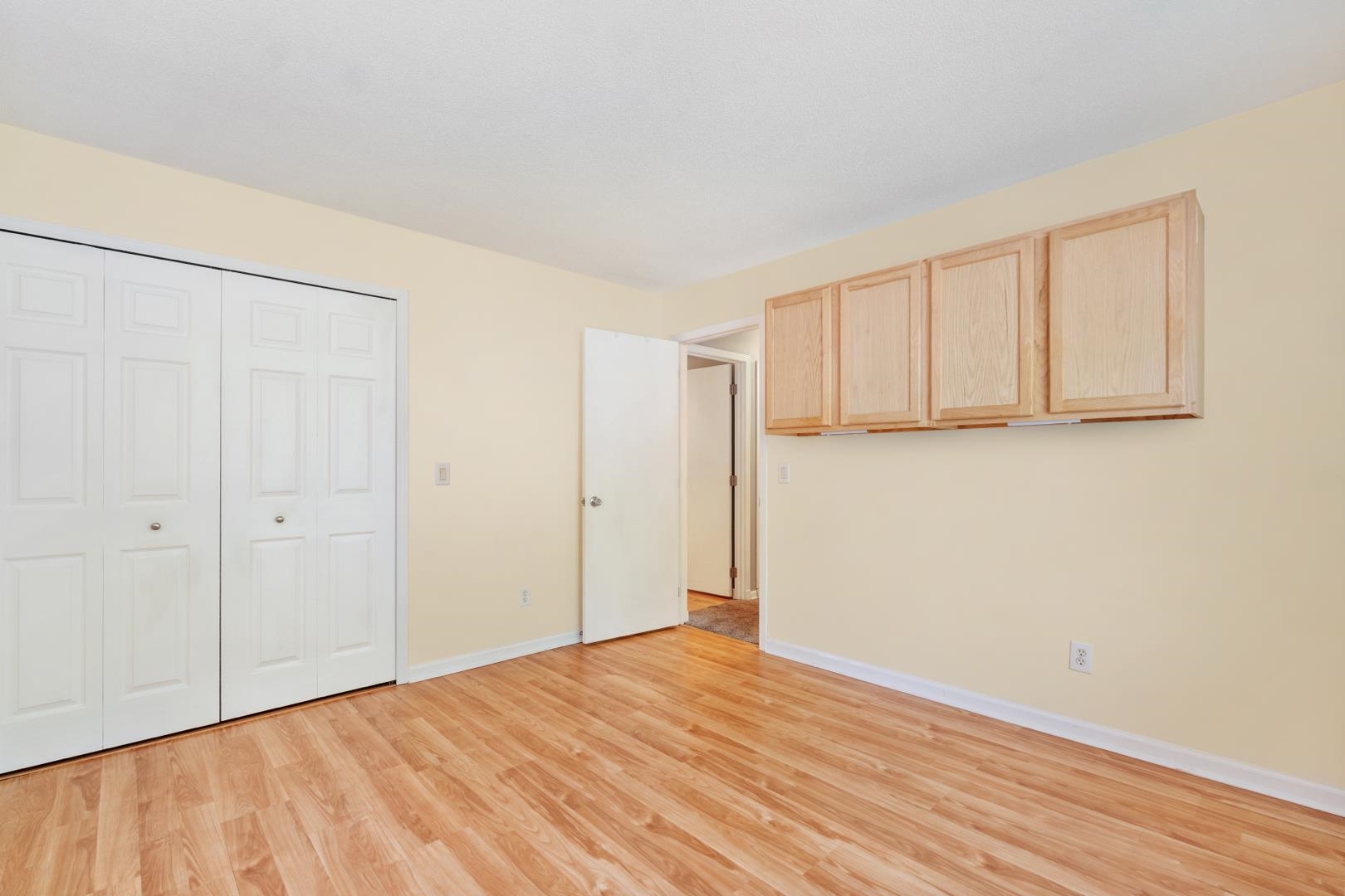 800 E Arthur Street Unit: 1A