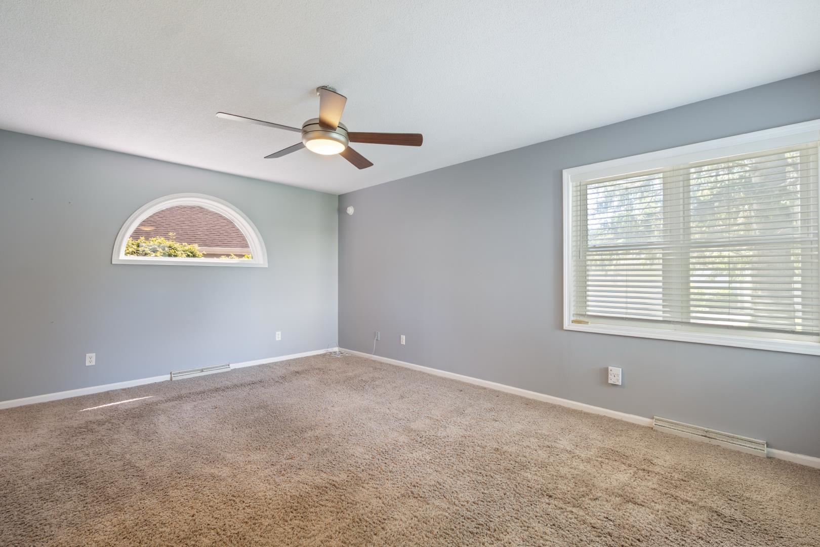 800 E Arthur Street Unit: 1A