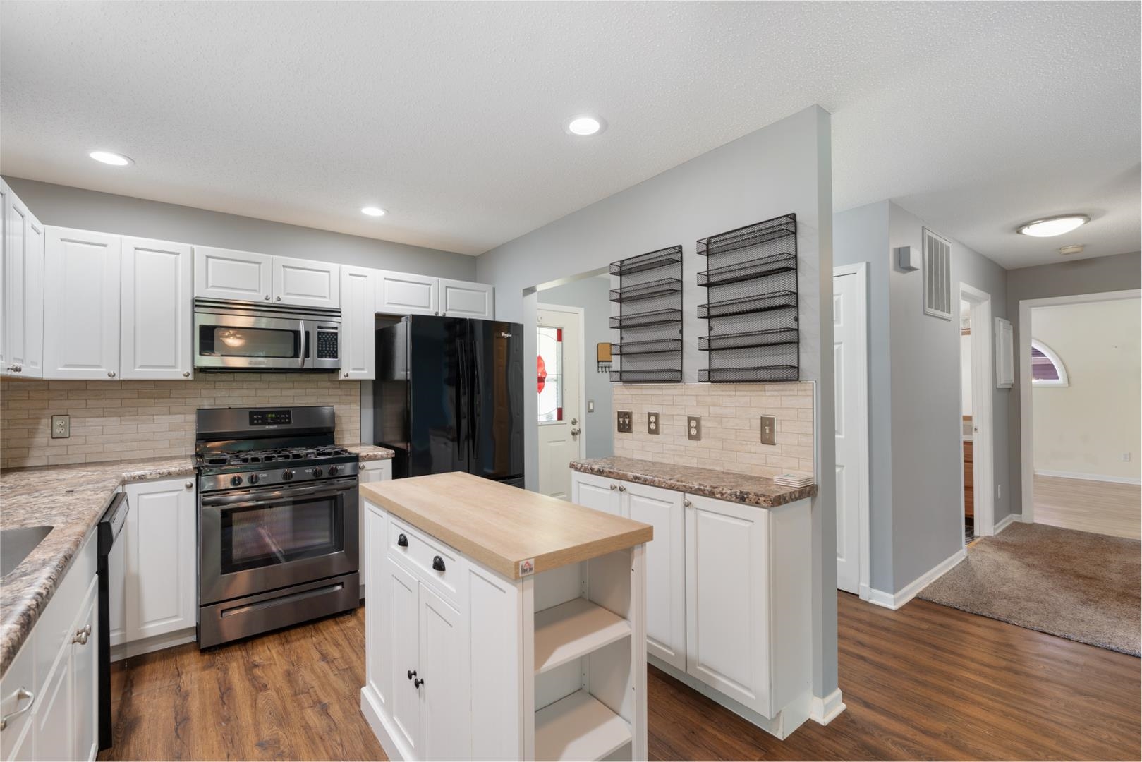 800 E Arthur Street Unit: 1A