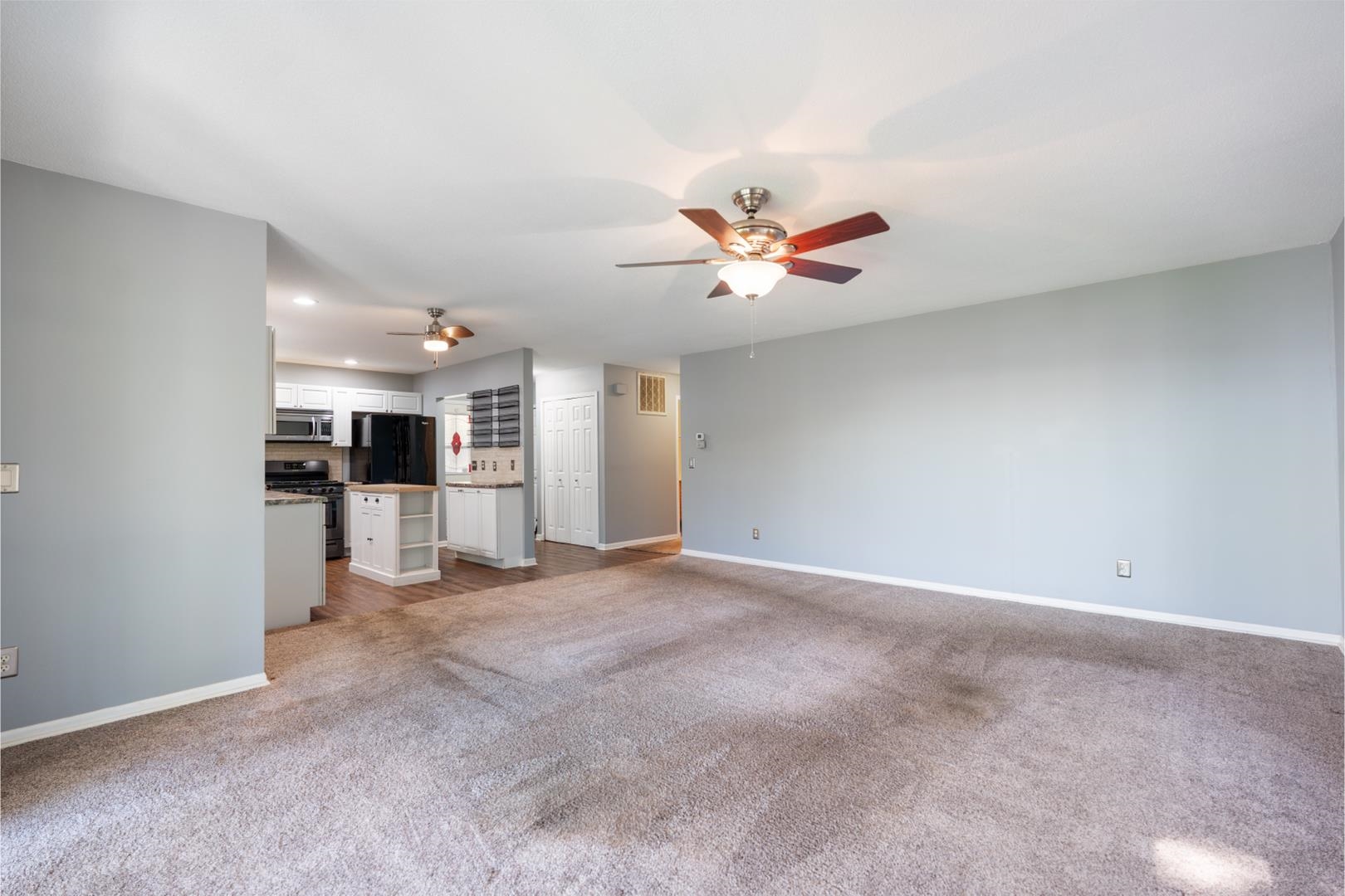 800 E Arthur Street Unit: 1A
