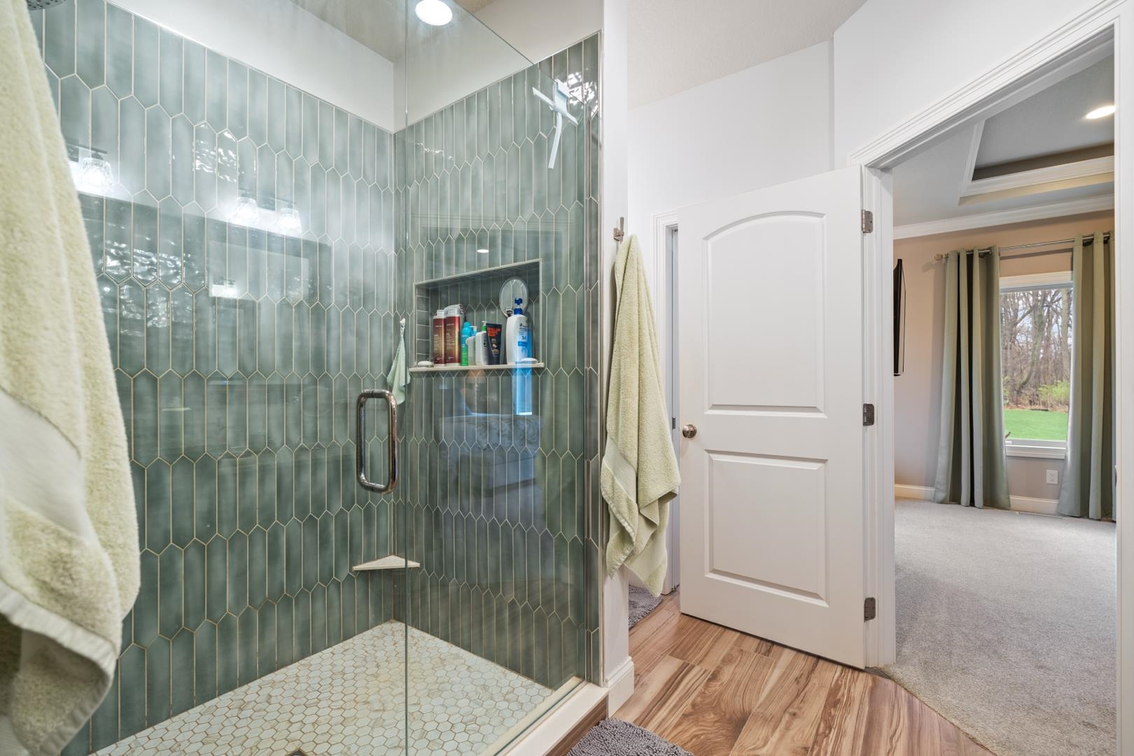 133 E Barrington Place