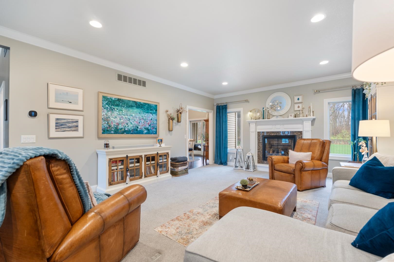 133 E Barrington Place