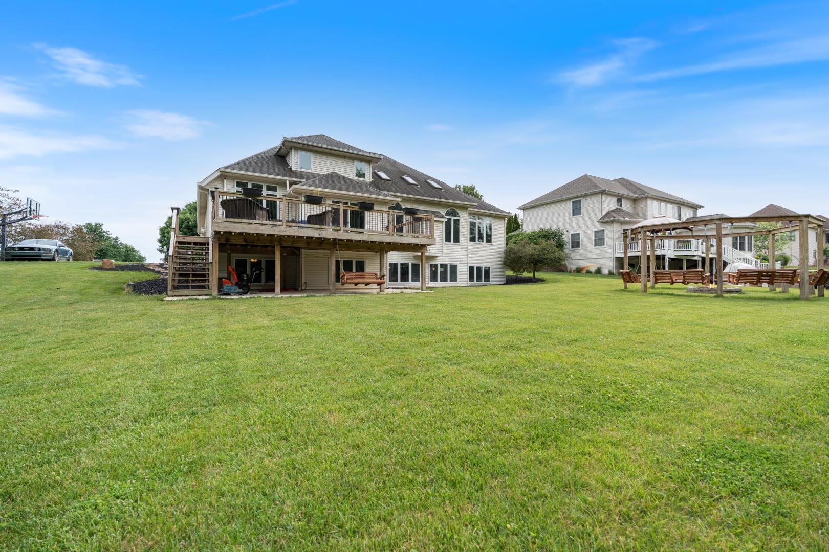 5185 Sawgrass Lane