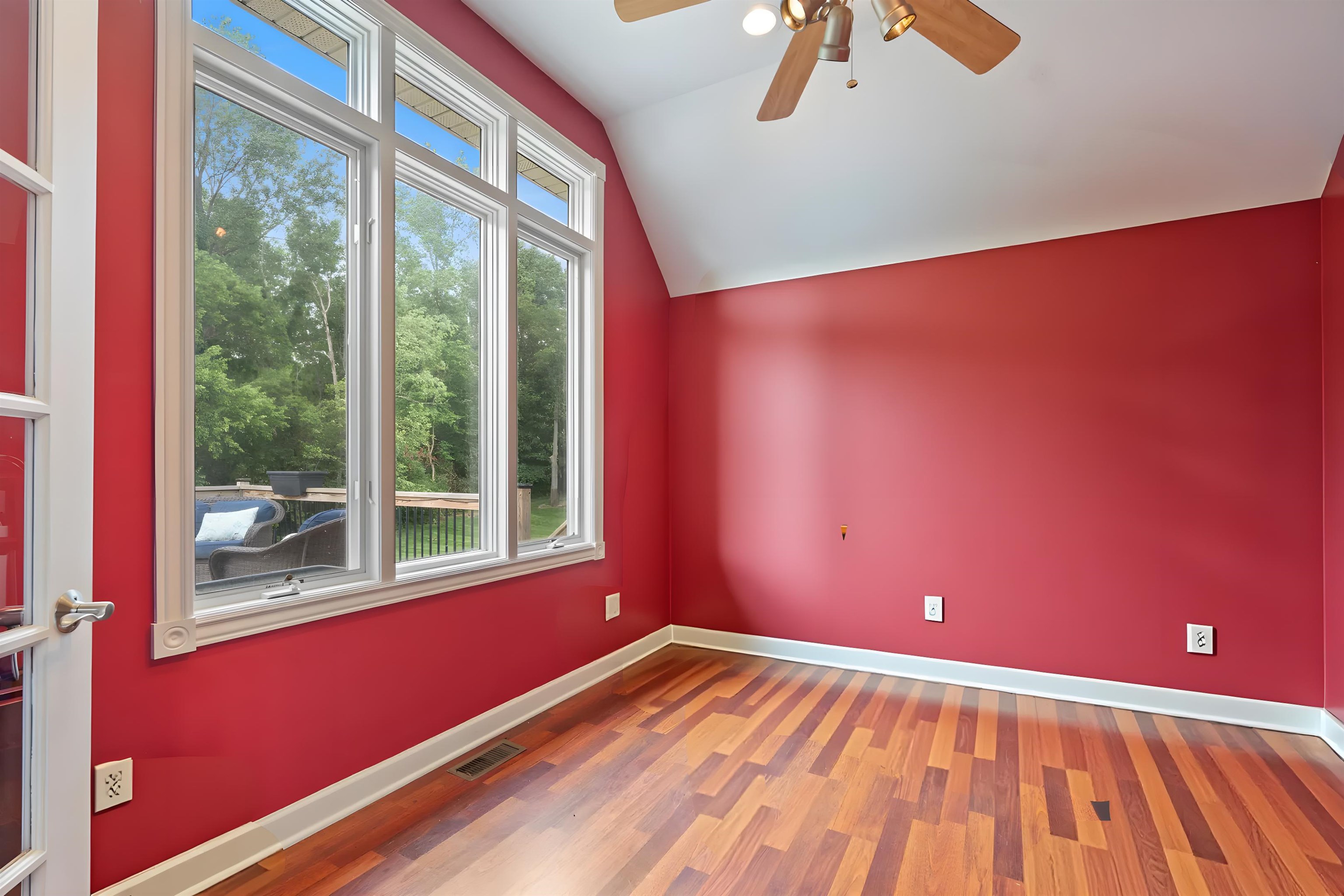 5185 Sawgrass Lane