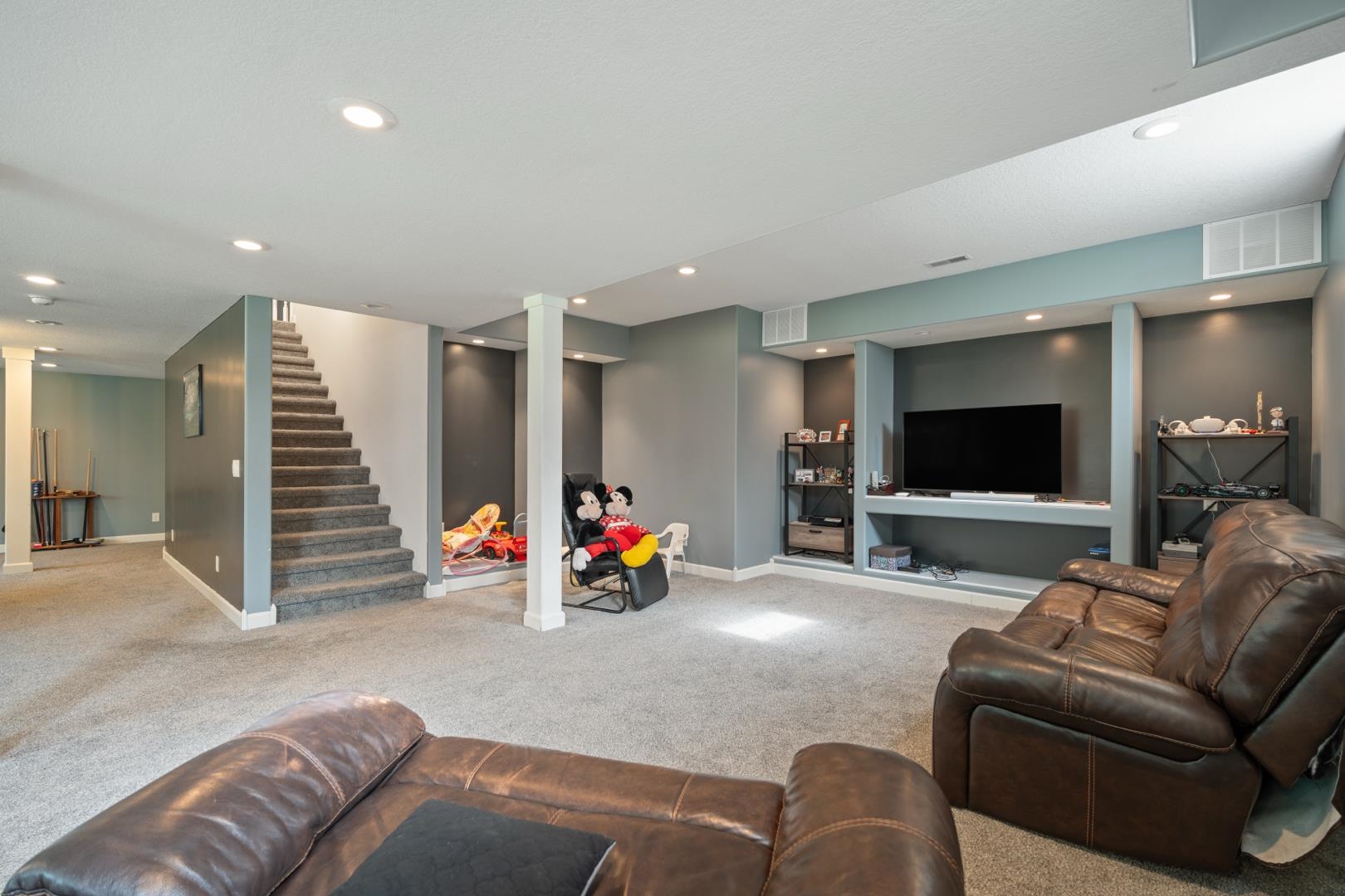 5185 Sawgrass Lane