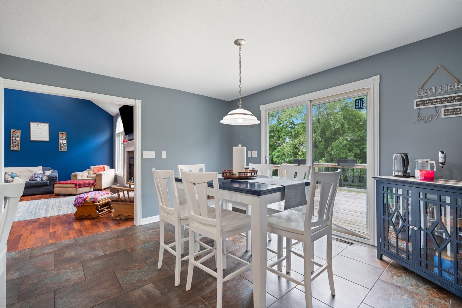 5185 Sawgrass Lane