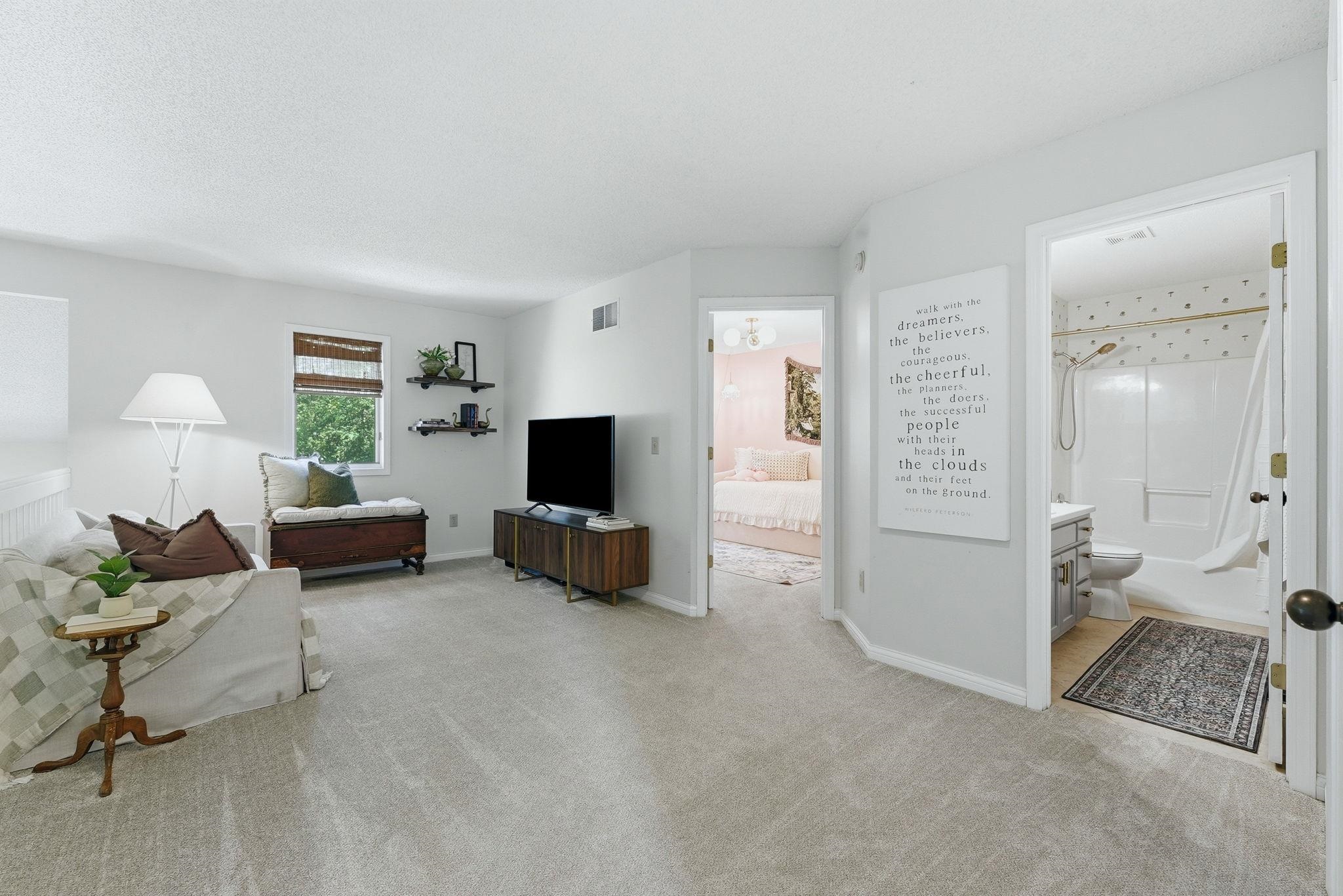 10412 Sun Hollow Place