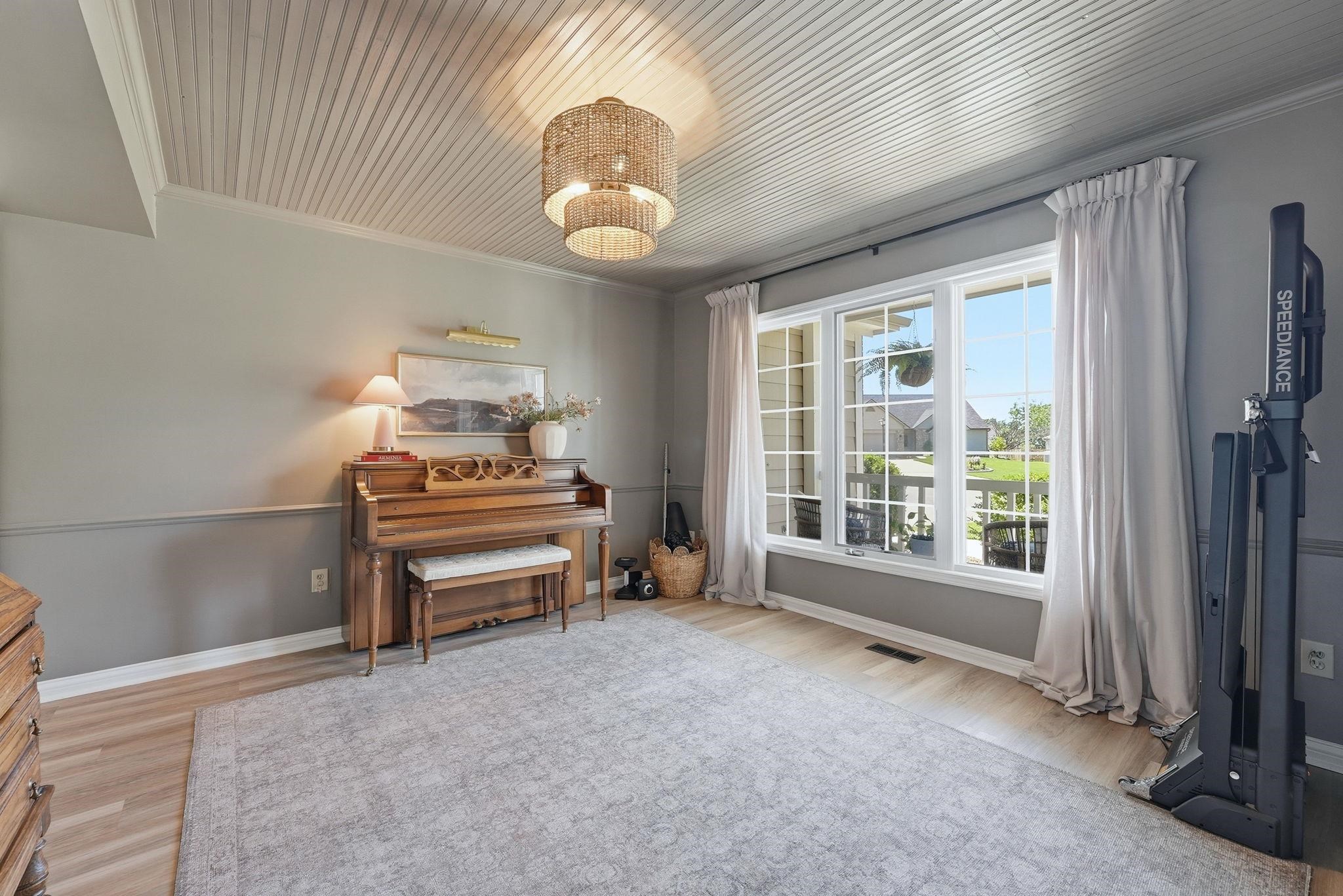 10412 Sun Hollow Place