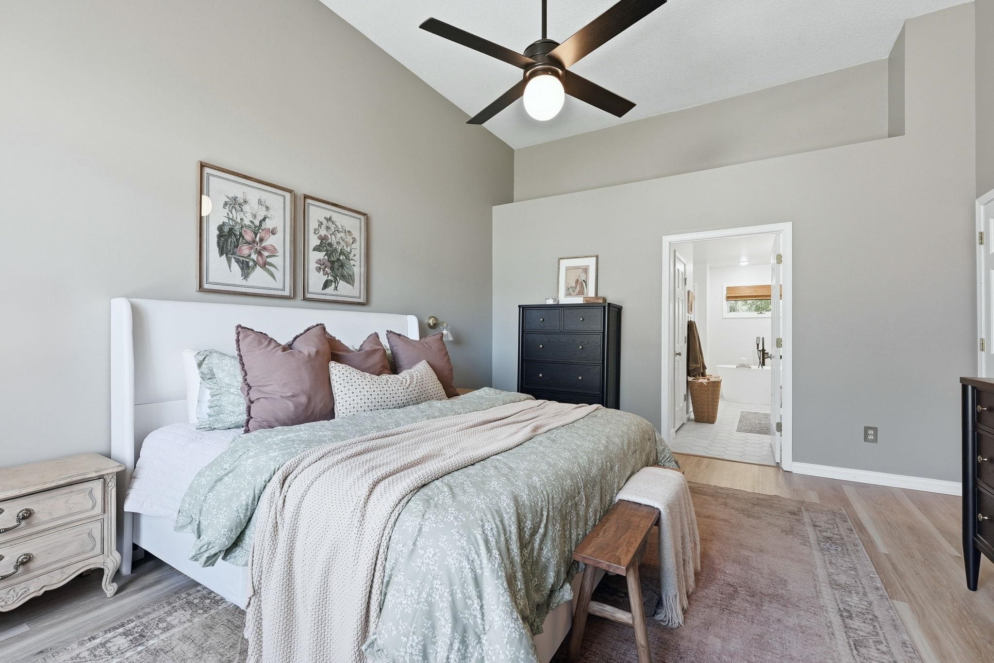 10412 Sun Hollow Place