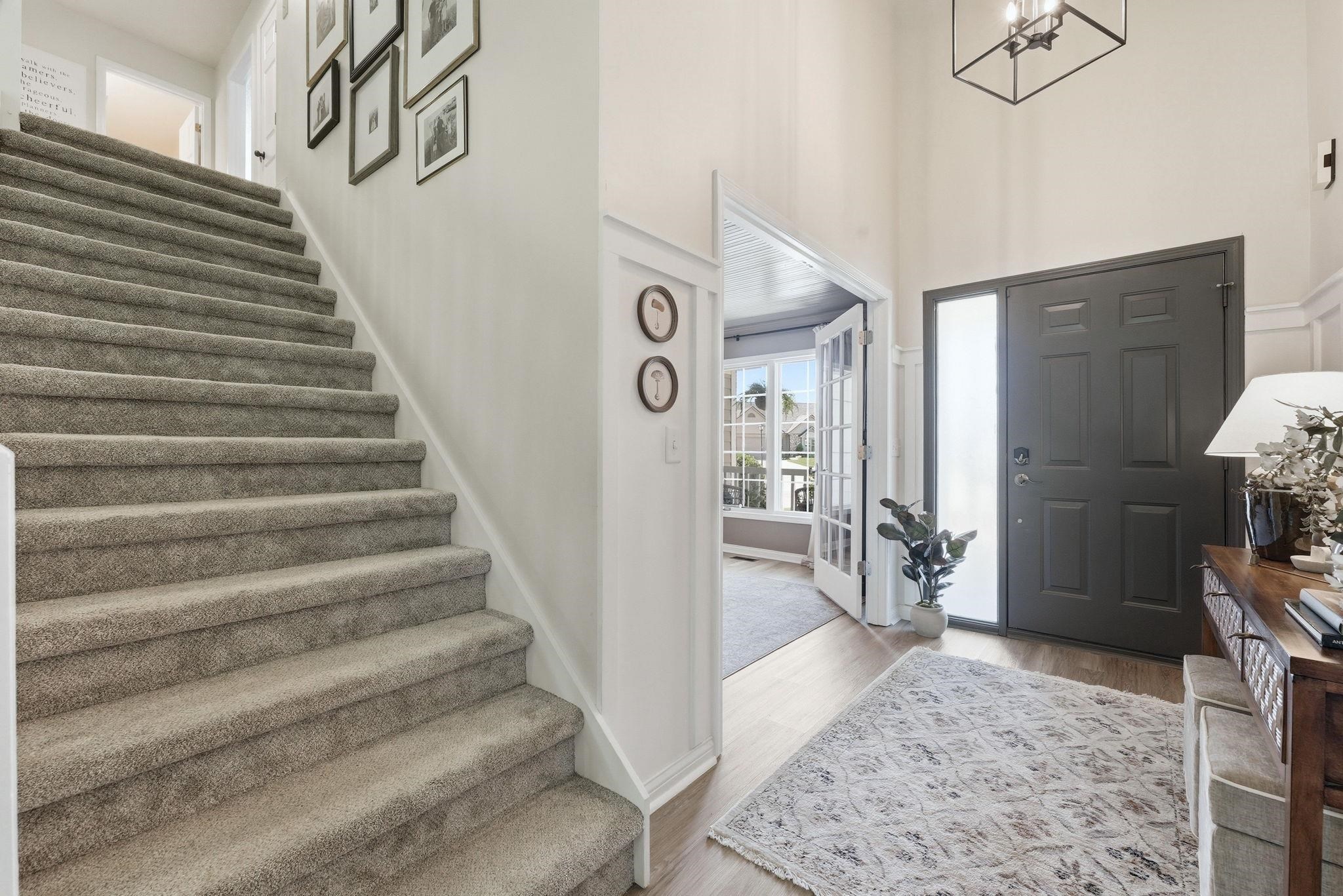 10412 Sun Hollow Place