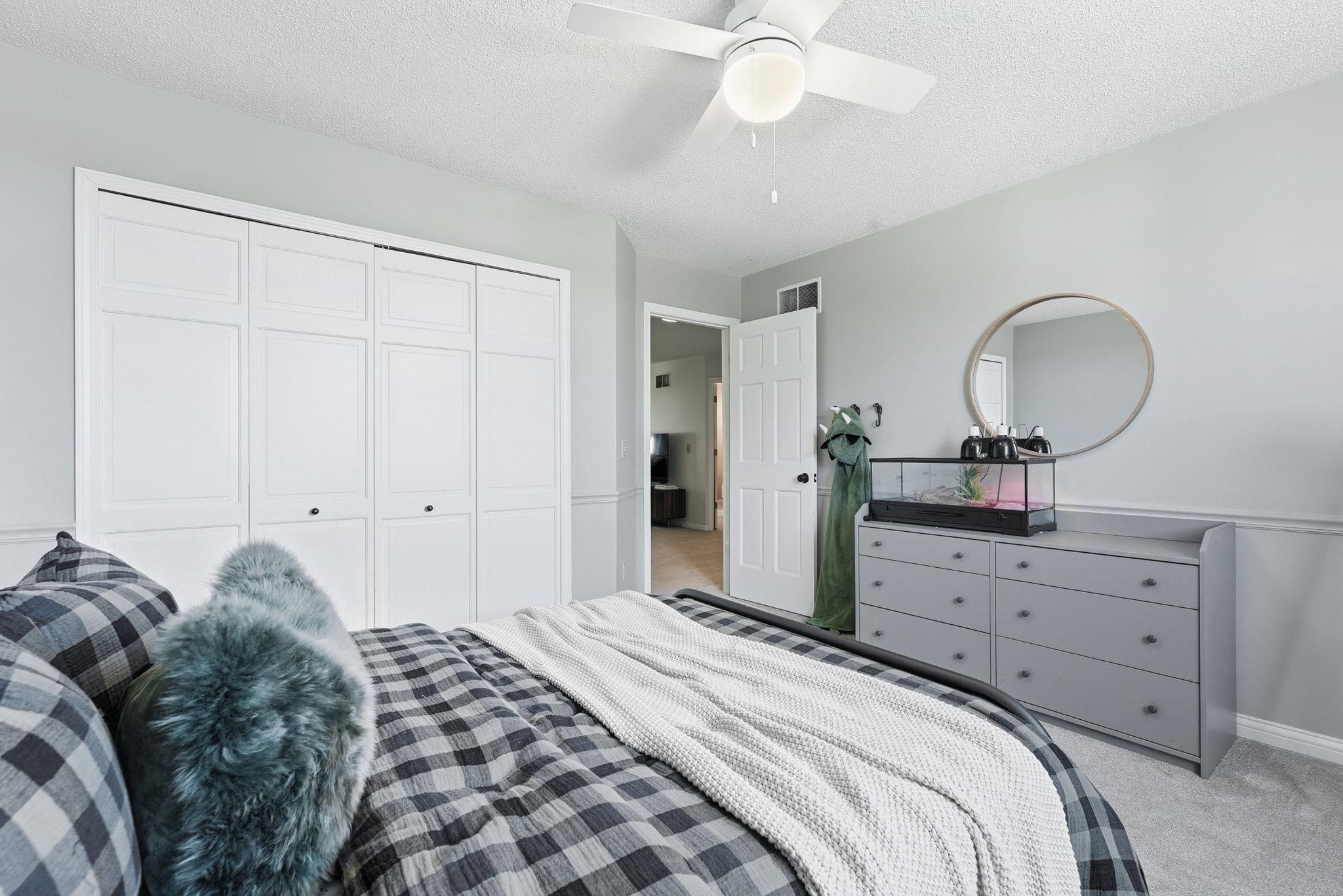 10412 Sun Hollow Place