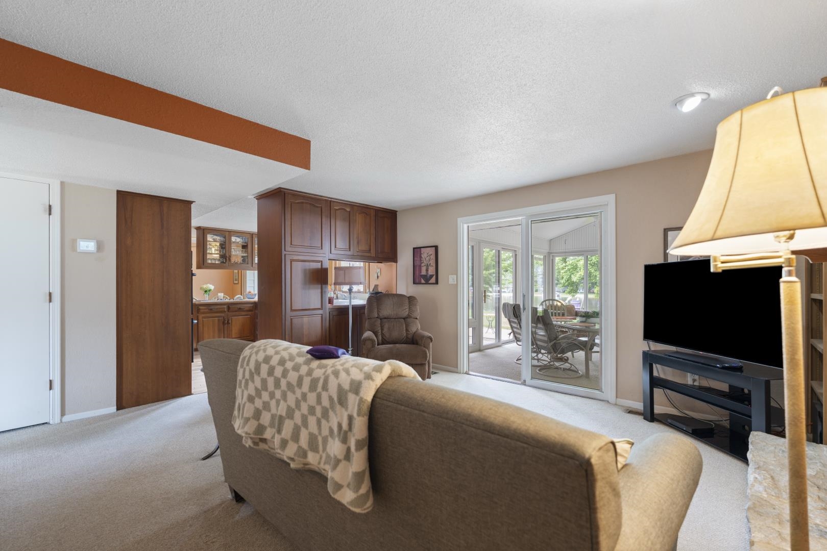 2127 Bluewater Drives
