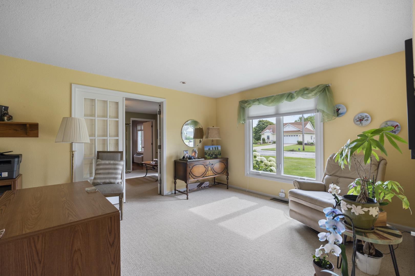 2127 Bluewater Drives