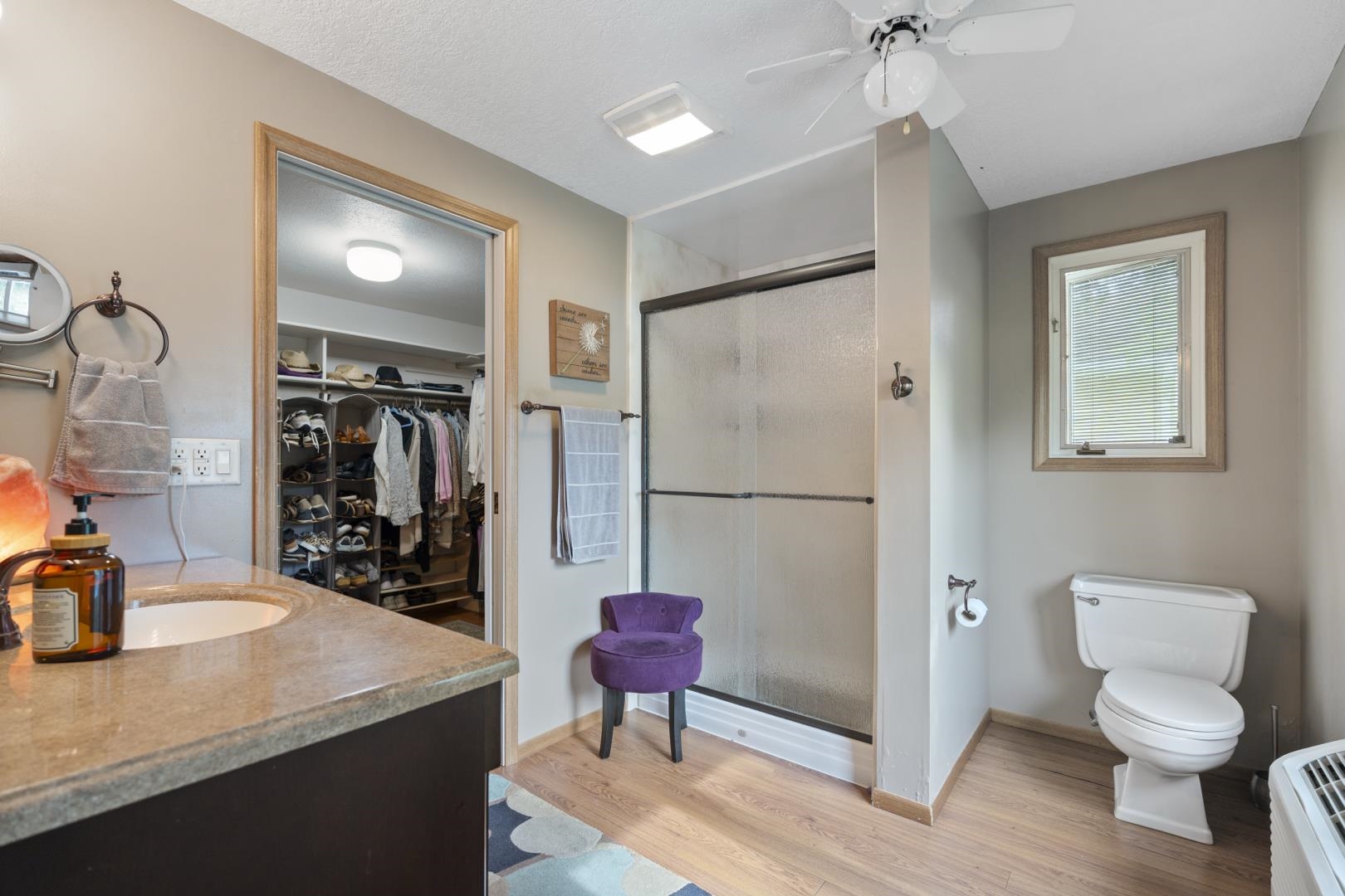 2127 Bluewater Drives