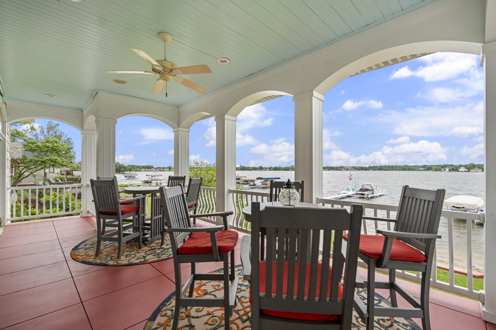 1332 Country Club Terrace