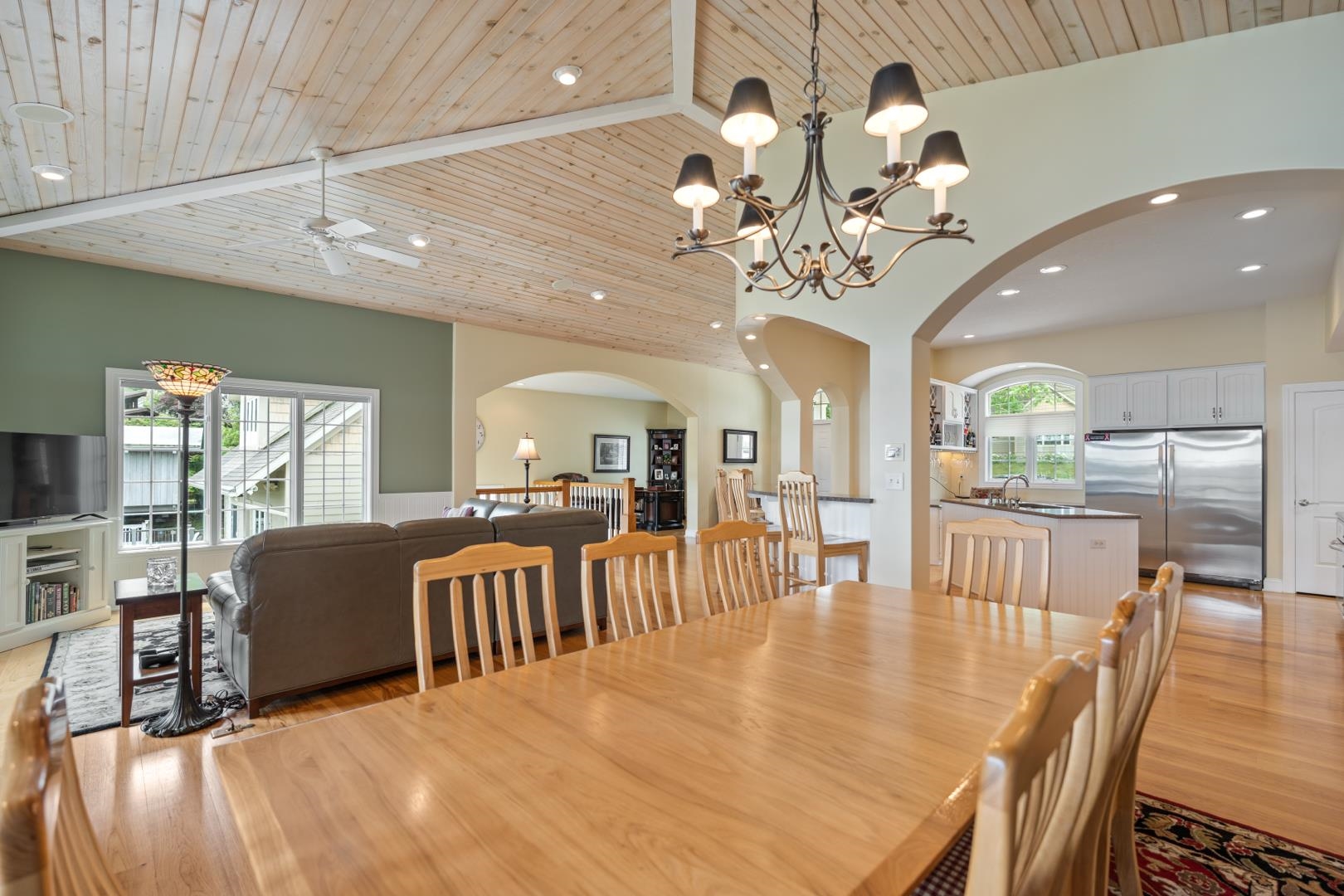 1332 Country Club Terrace