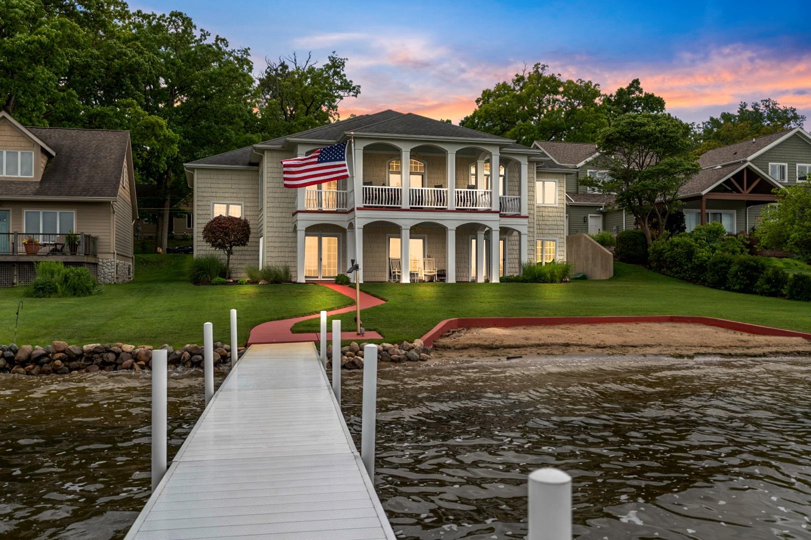 1332 Country Club Terrace