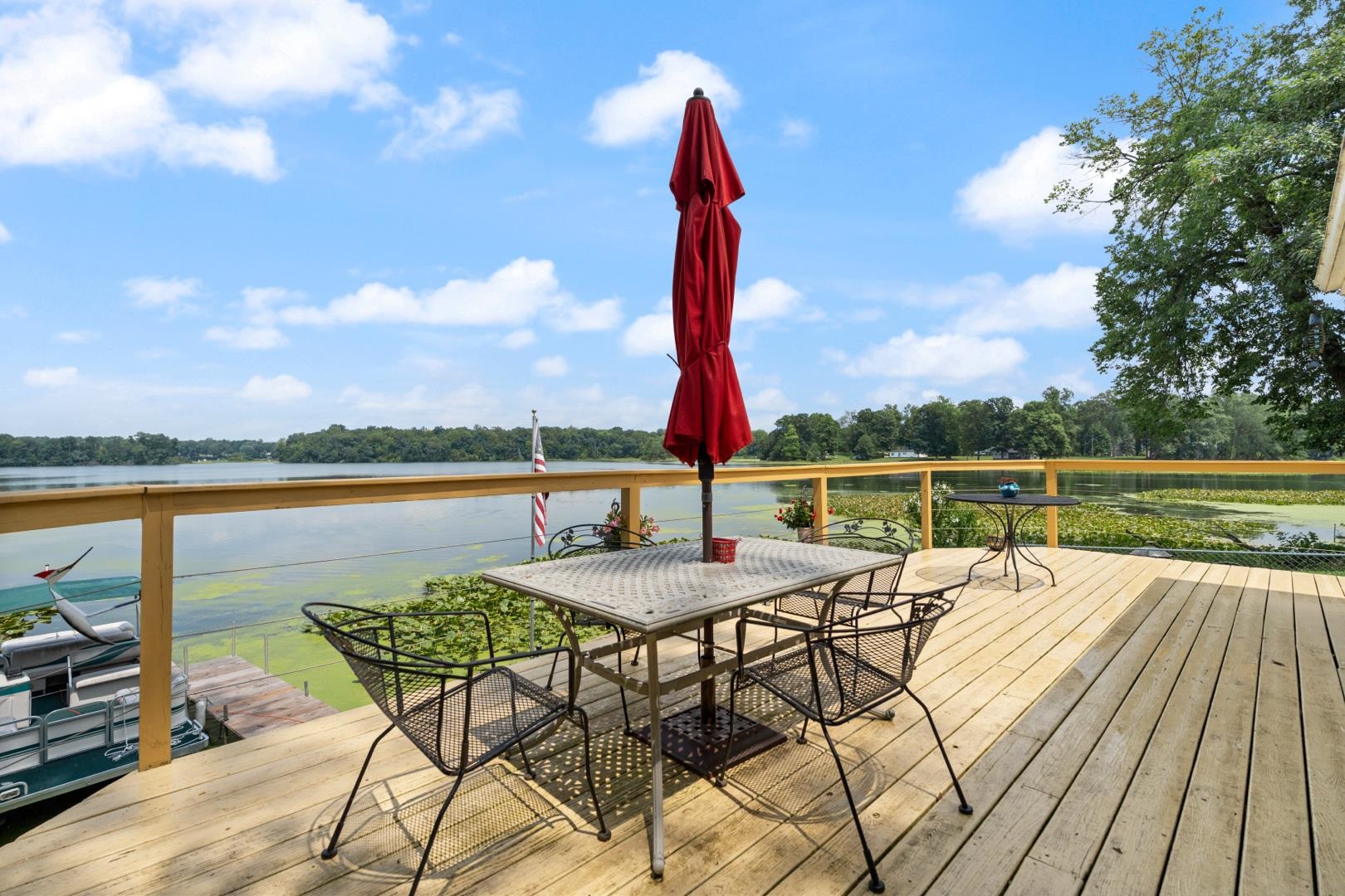 4298 S Lakeshore Drive