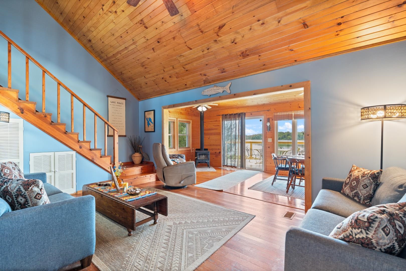 4298 S Lakeshore Drive