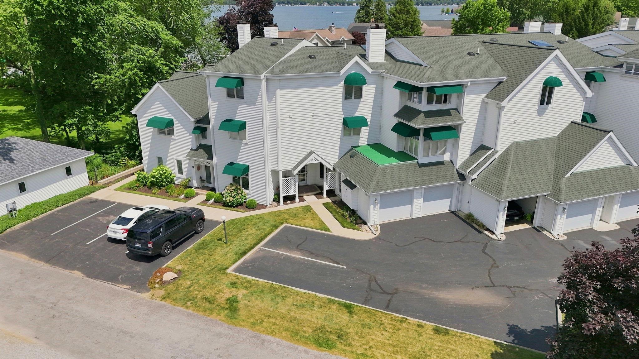 11520 N Lake View Trace Unit: 9