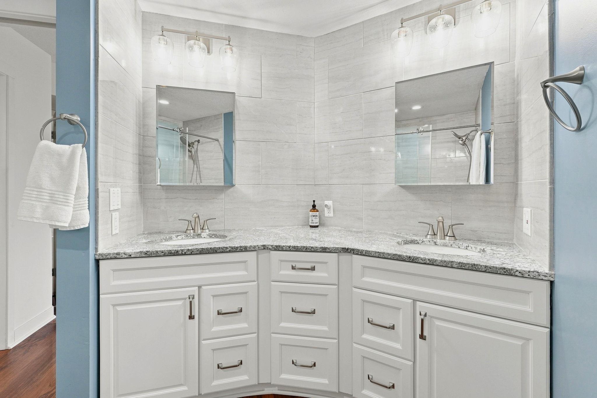 11520 N Lake View Trace Unit: 9