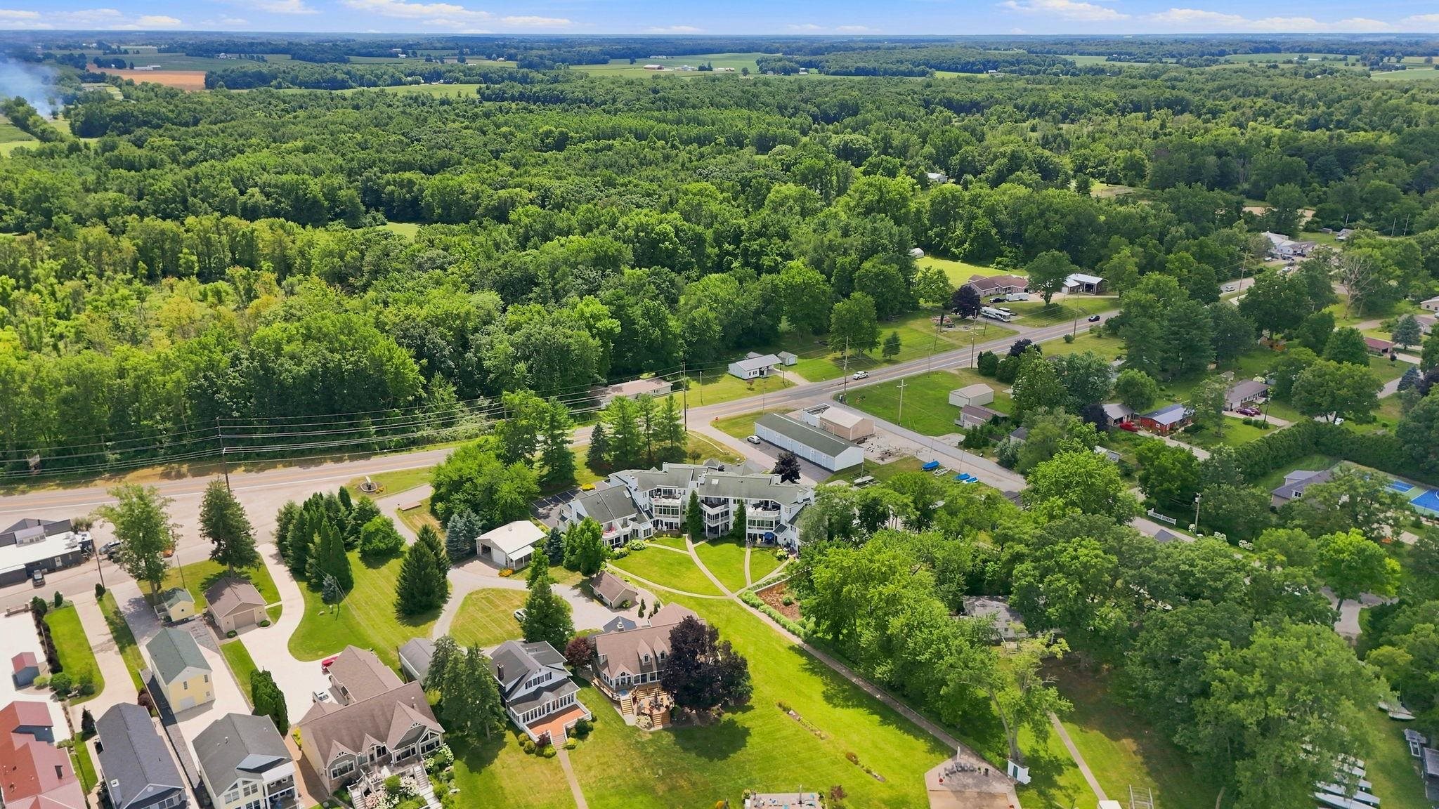 11520 N Lake View Trace Unit: 9