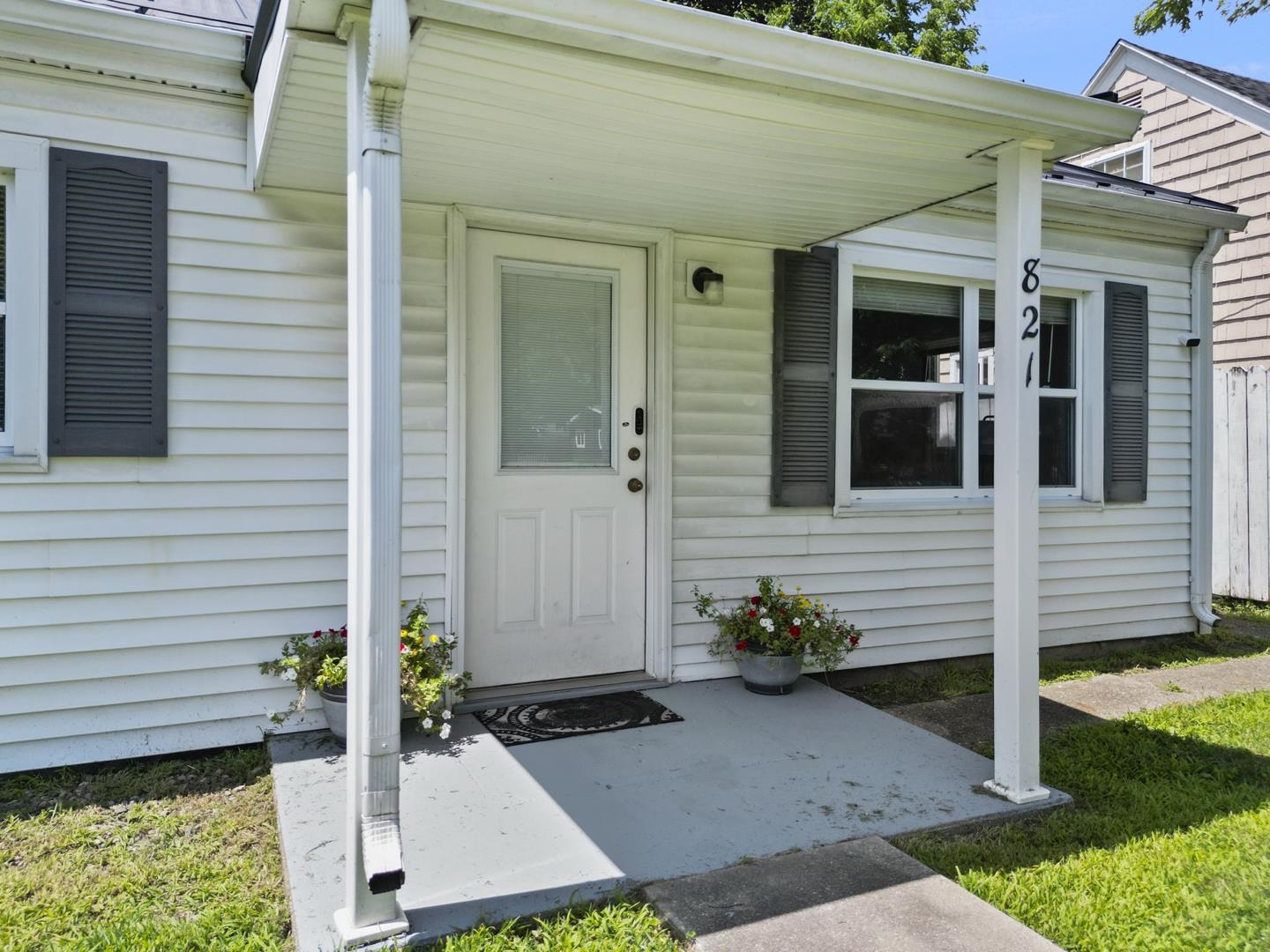 821 S 12th Street