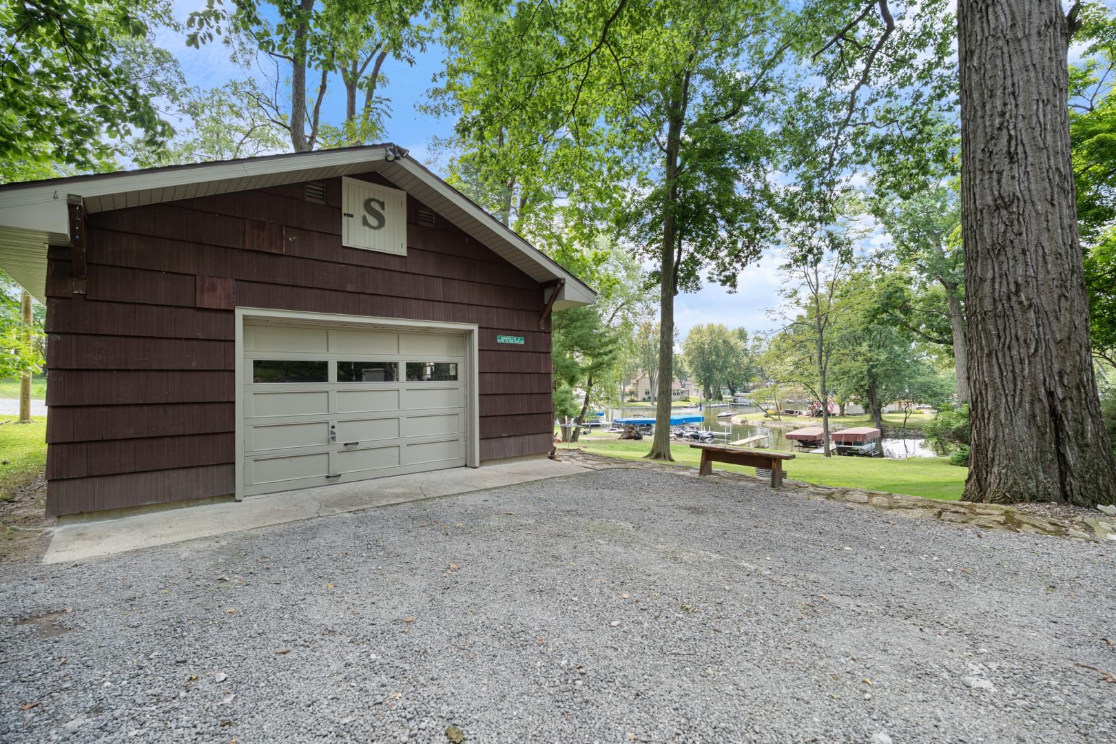 149 EMS T34C Lane