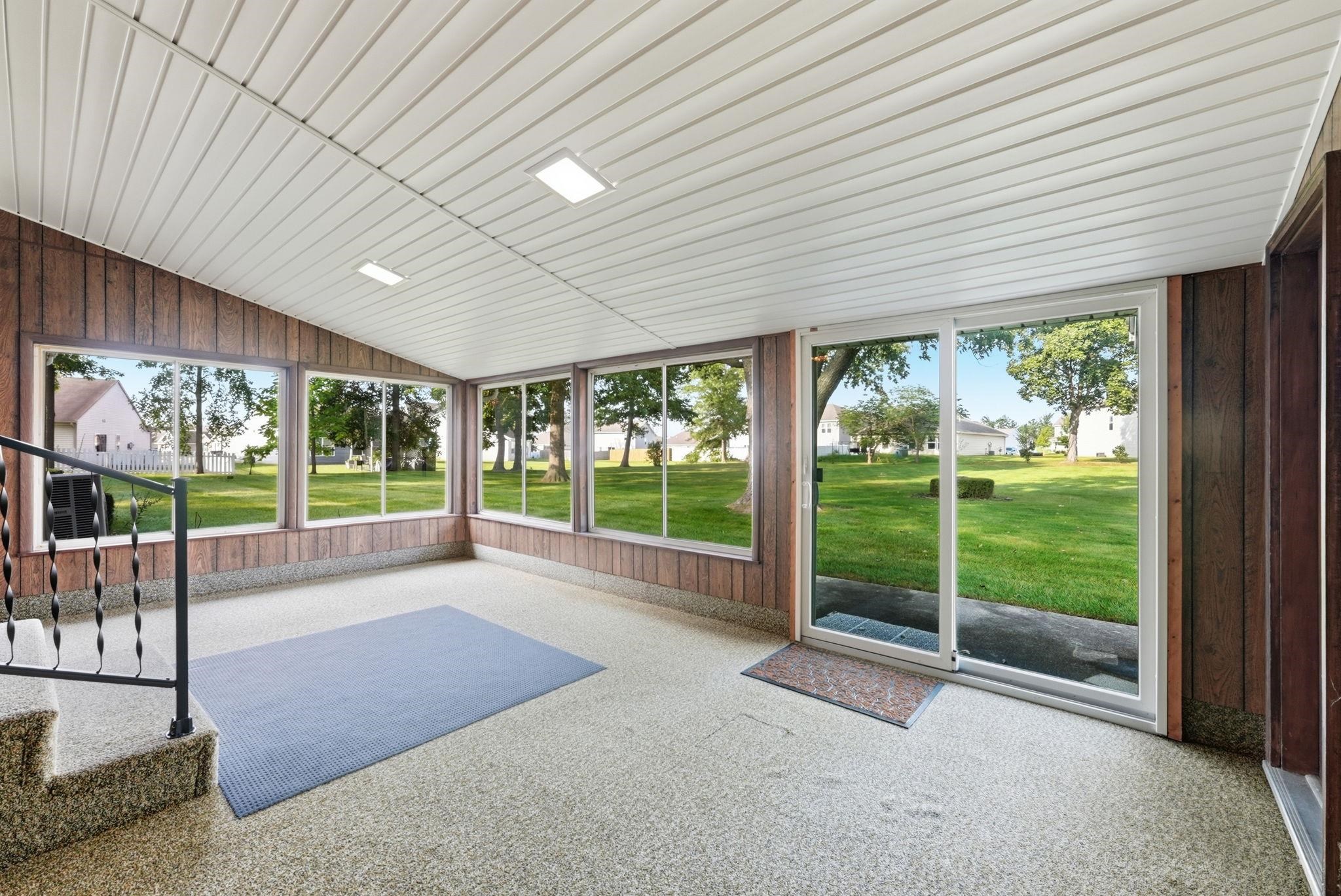 2311 Leesmoor Lane