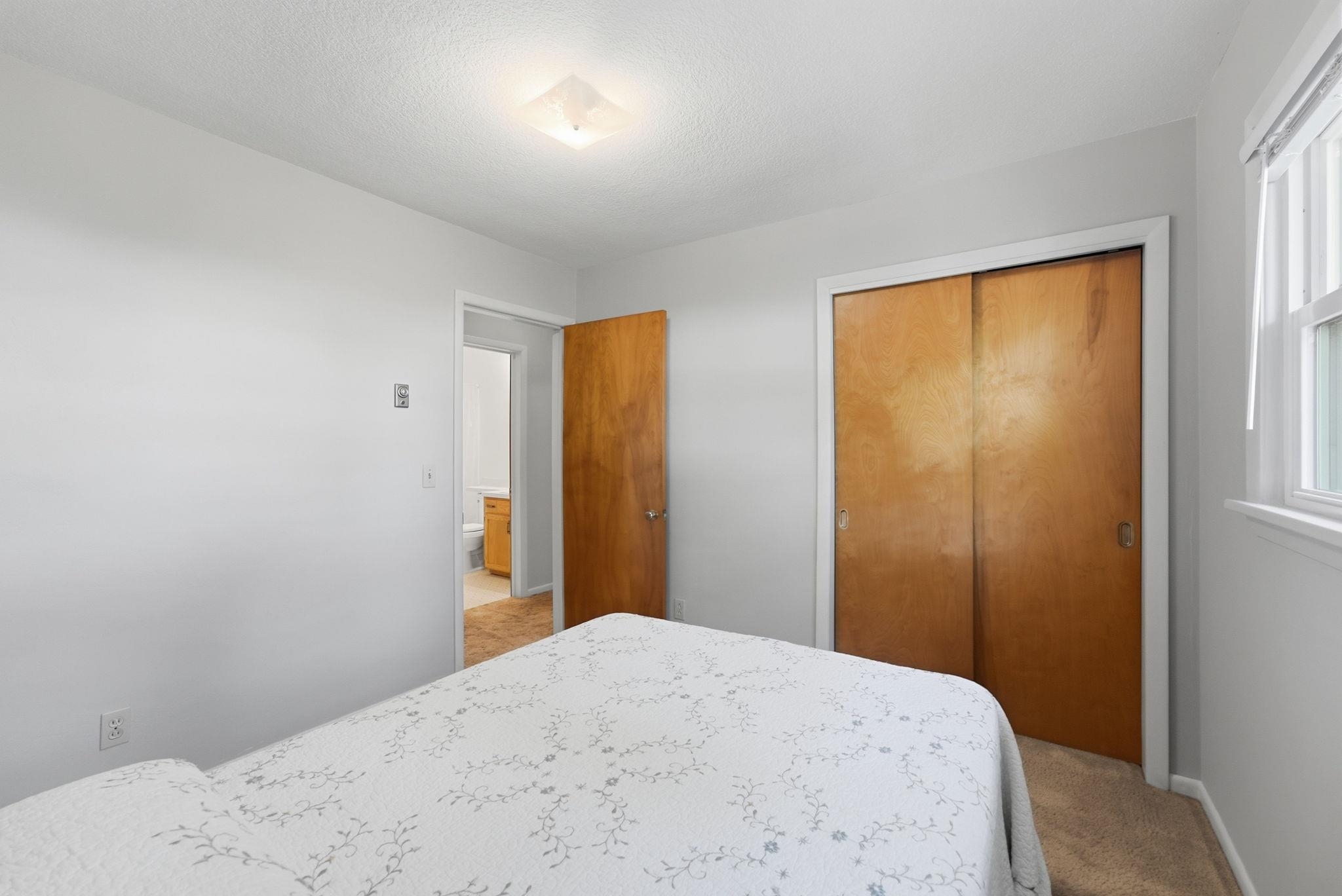 2311 Leesmoor Lane