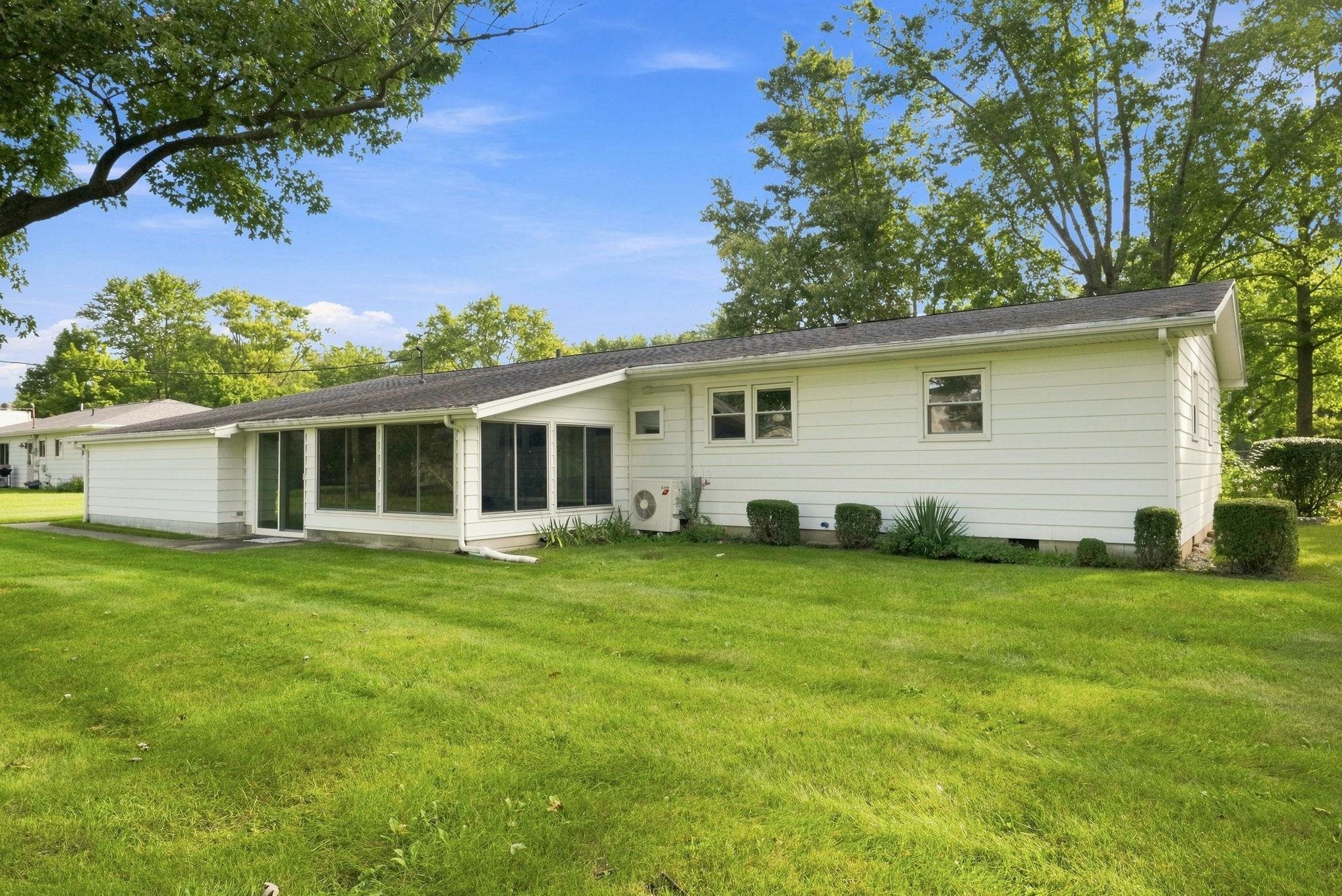 2311 Leesmoor Lane