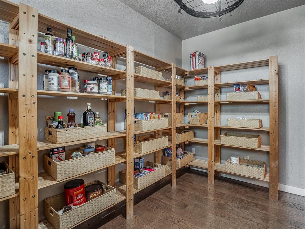 7007 Orchard Trail