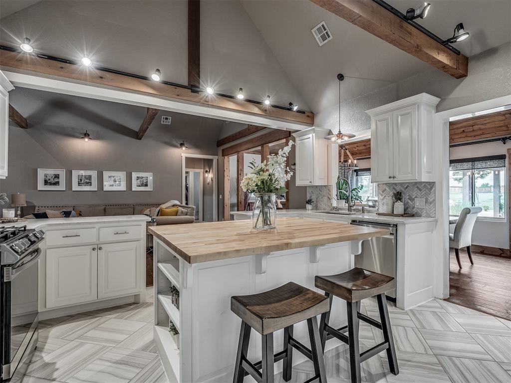 7007 Orchard Trail