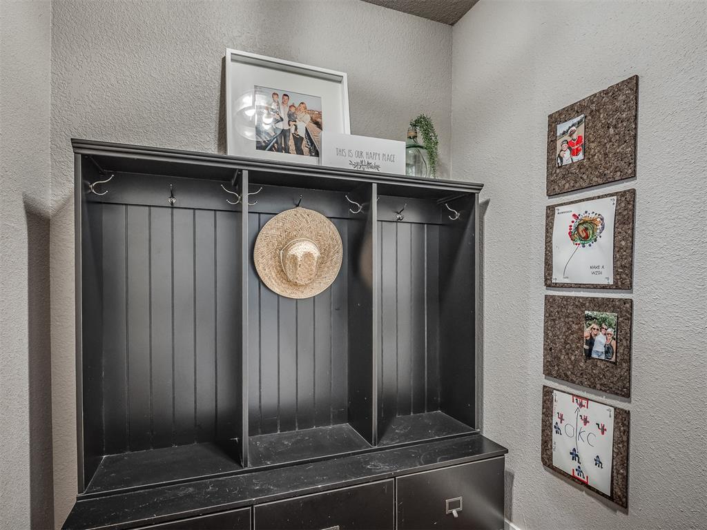 7007 Orchard Trail