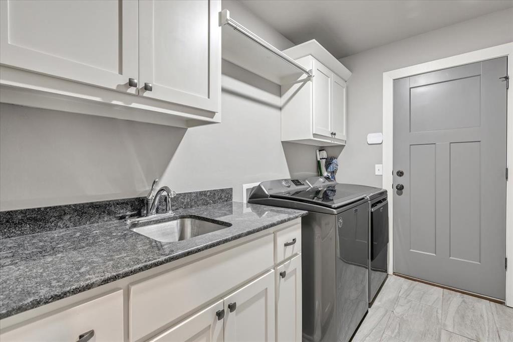 2383 Fox Lane