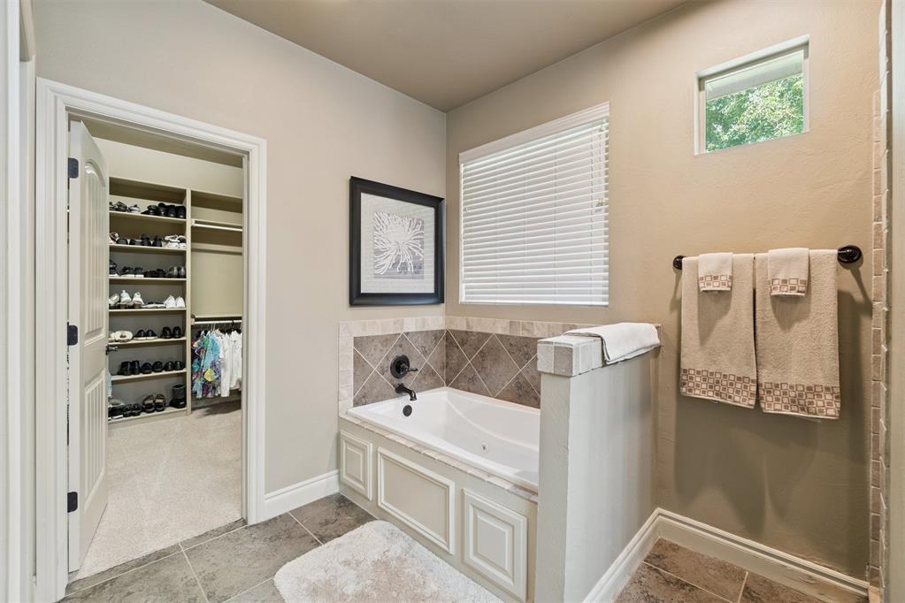 917 NW 194th Terrace