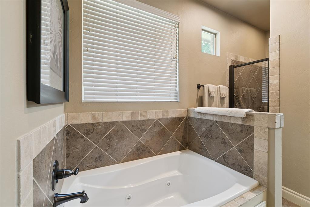 917 NW 194th Terrace