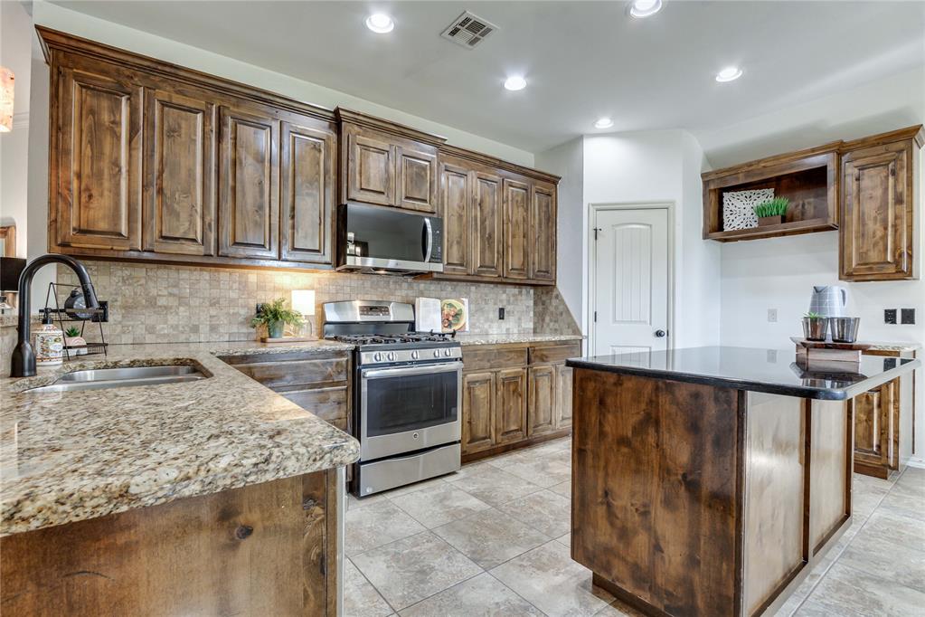 7020 E Cherokee Crossing