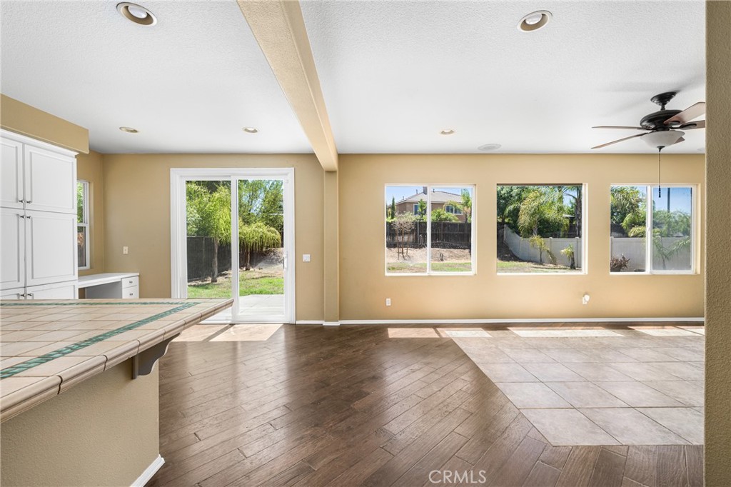 27562 Hackberry Street