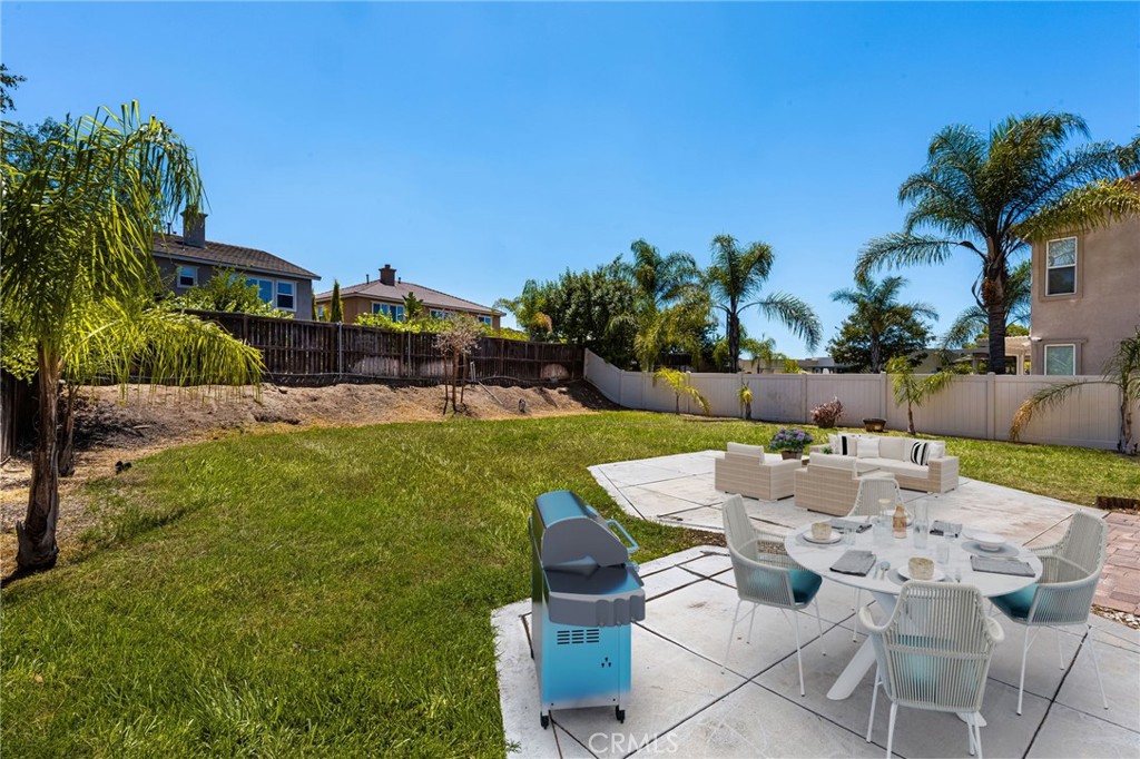 27562 Hackberry Street