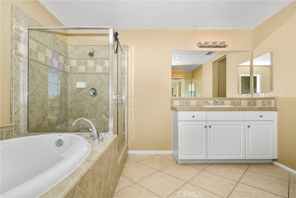 27562 Hackberry Street