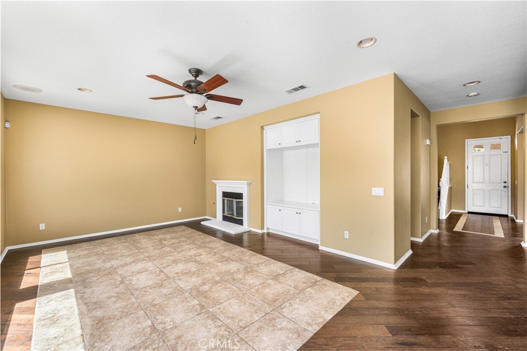 27562 Hackberry Street