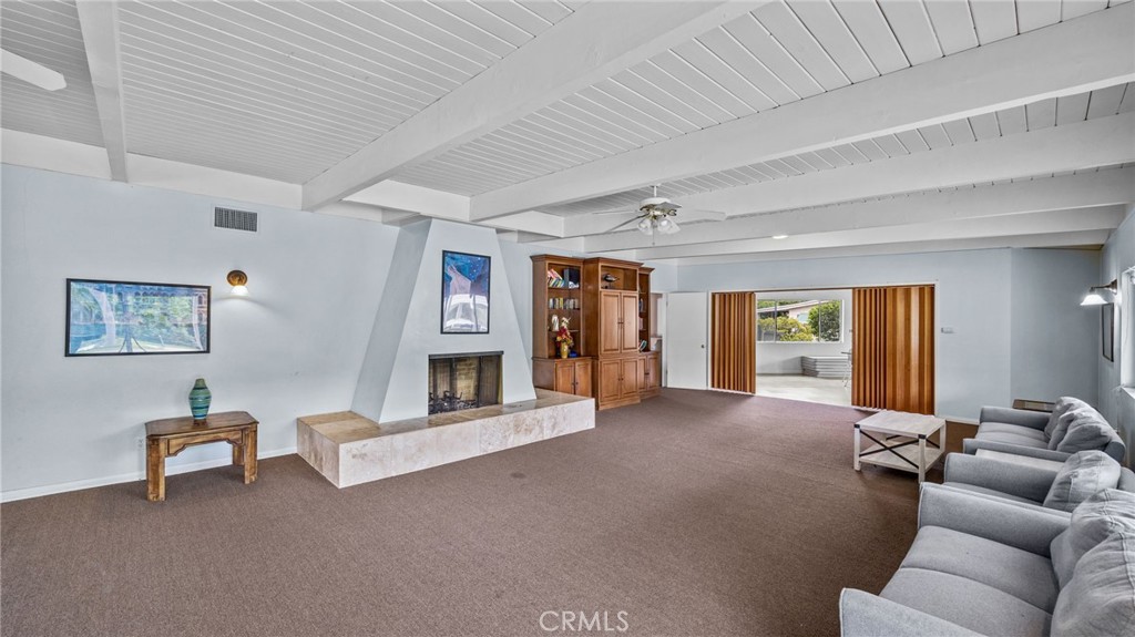 5700 Carbon Canyon 46