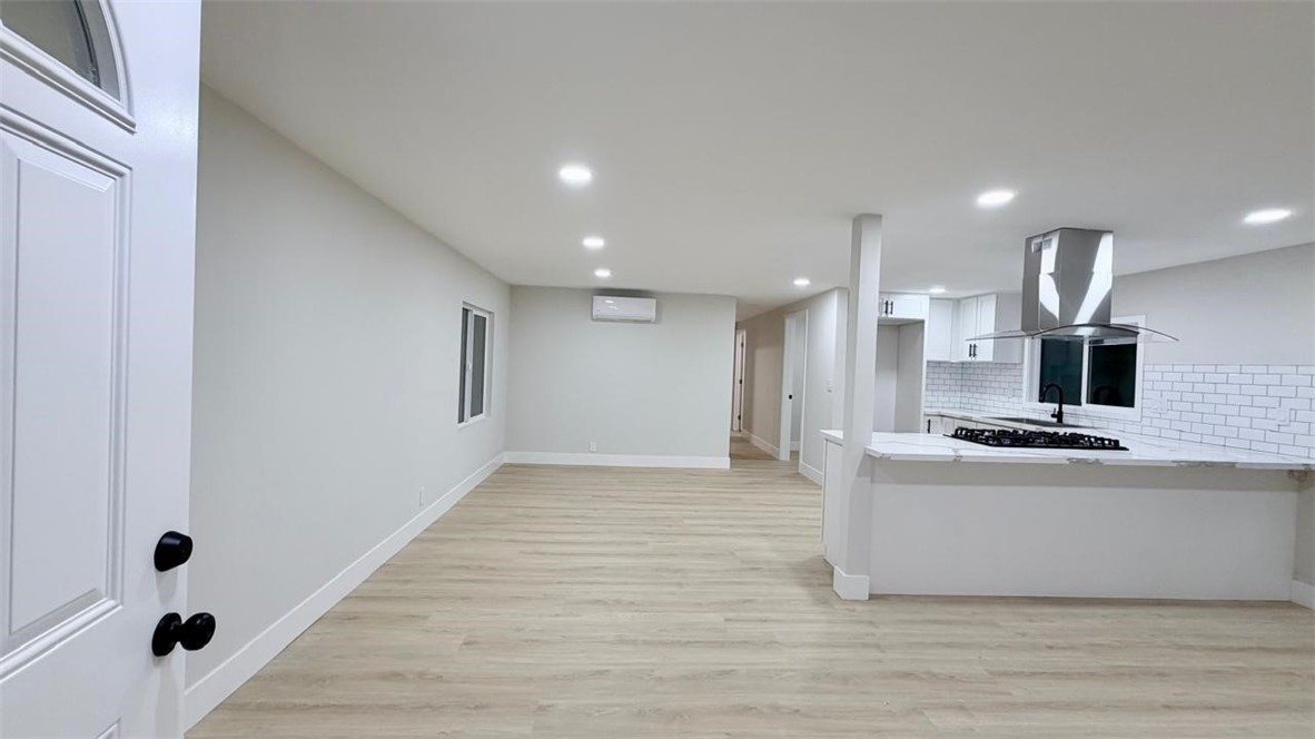 5700 Carbon Canyon 46