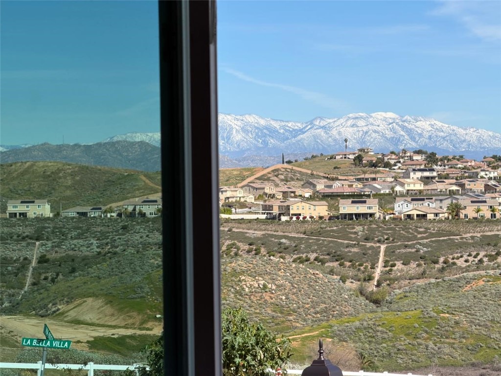 16765 La Bella Villa