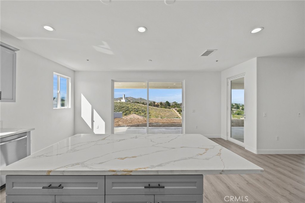 16765 La Bella Villa