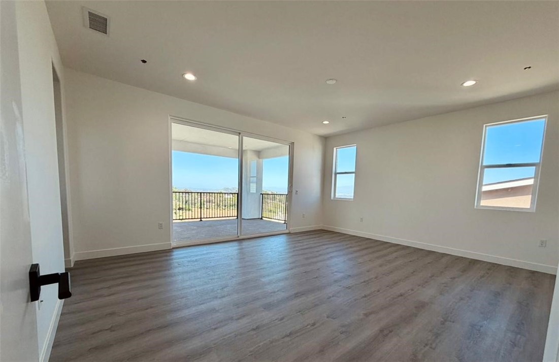 16765 La Bella Villa